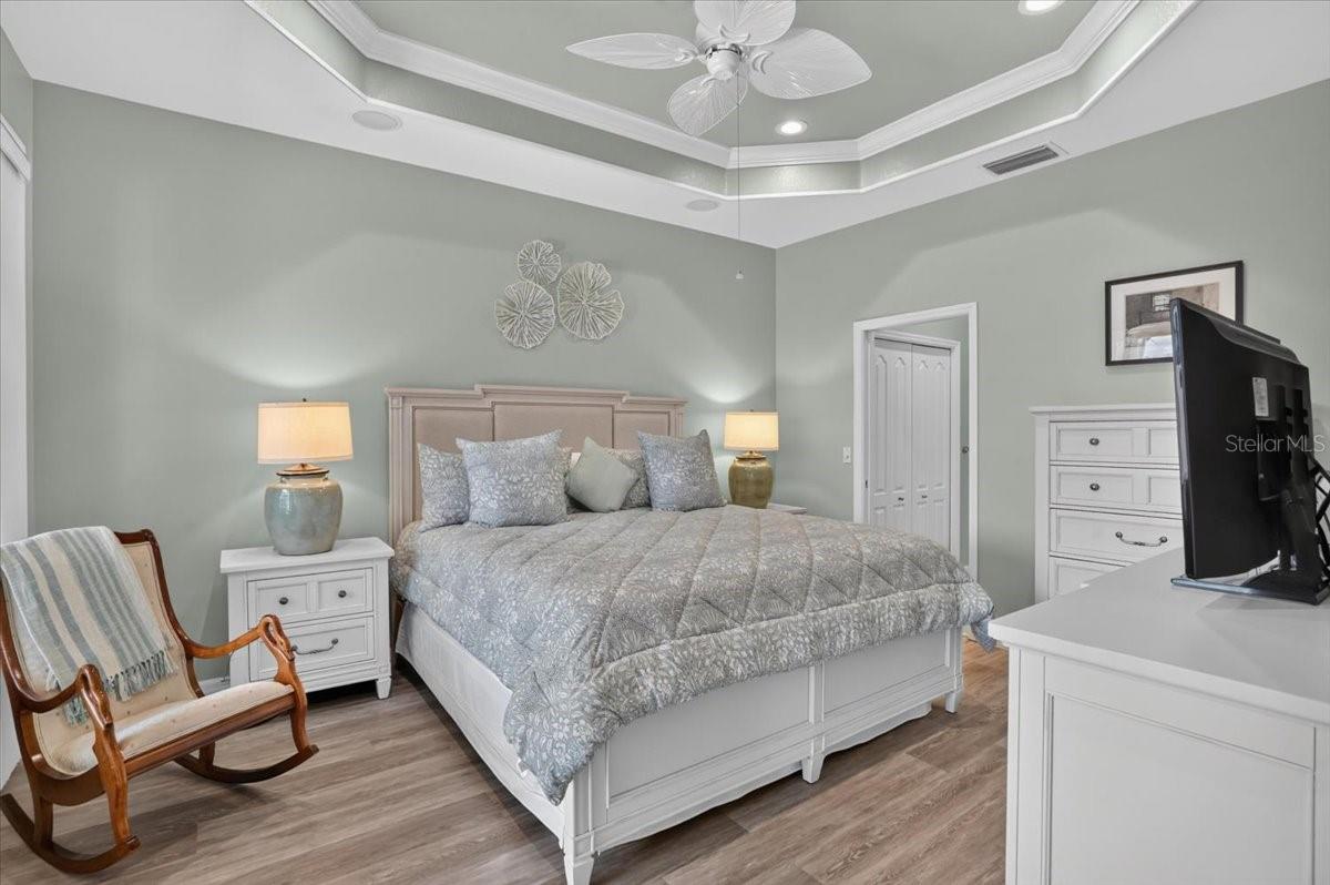 5037 WHISPERING OAKS DRIVE, NORTH PORT, Florida 34287