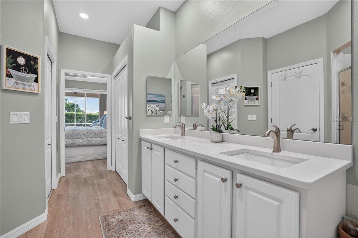 5037 WHISPERING OAKS DRIVE, NORTH PORT, Florida 34287