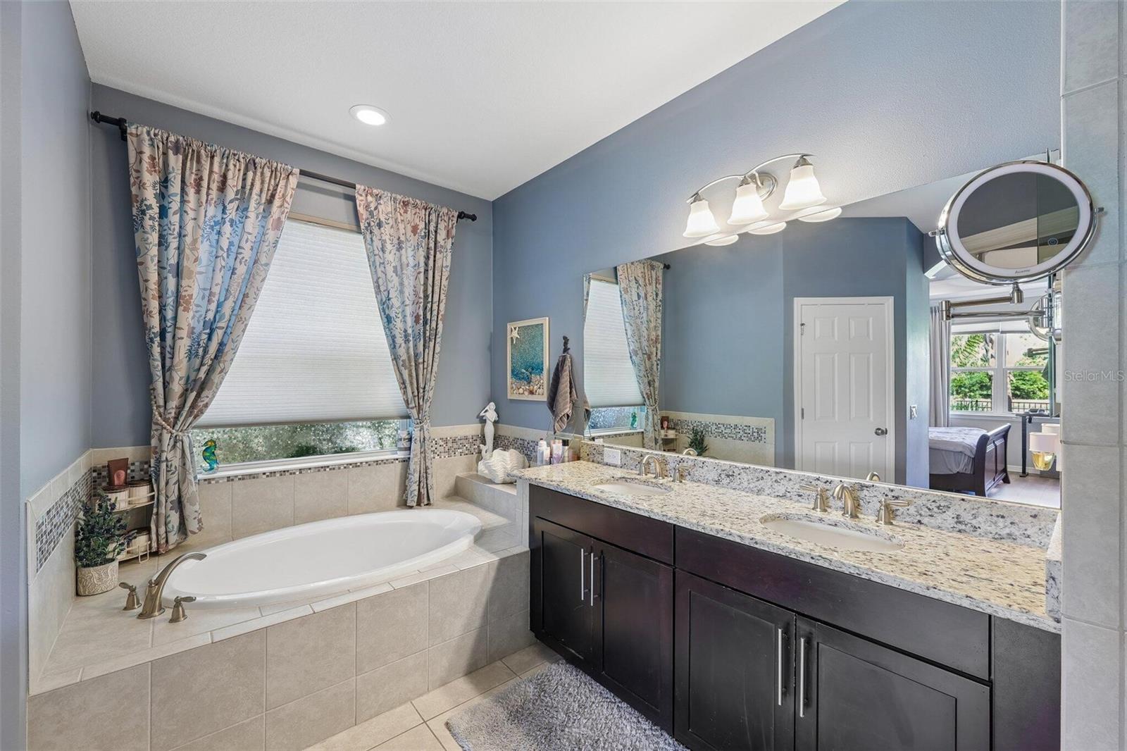 6145 Anise Dr, Sarasota, FL 34238 — photo 18 of 47