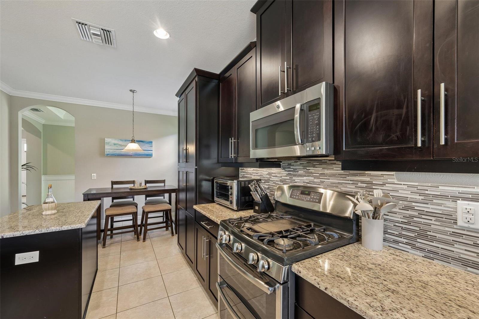 6145 Anise Dr, Sarasota, FL 34238 — photo 10 of 47