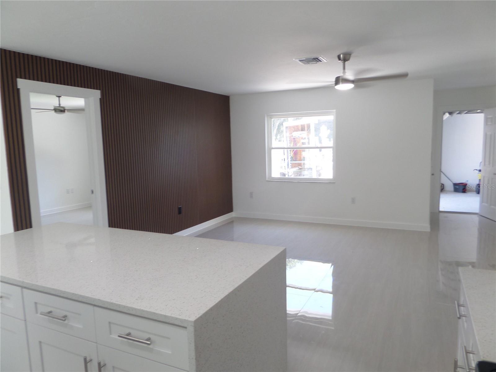 4925 Silk Oak Dr, Sarasota, FL 34232 — photo 14 of 50