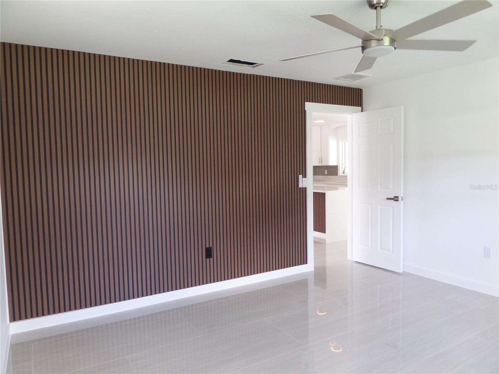 4925 Silk Oak Dr, Sarasota, FL 34232 — photo 18 of 50