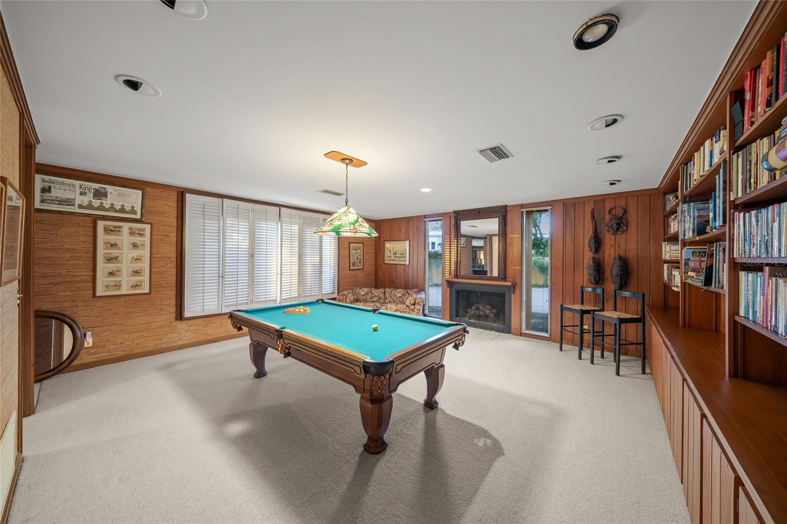 1136 N Lake Shore Dr, Sarasota, FL 34231 — photo 22 of 75