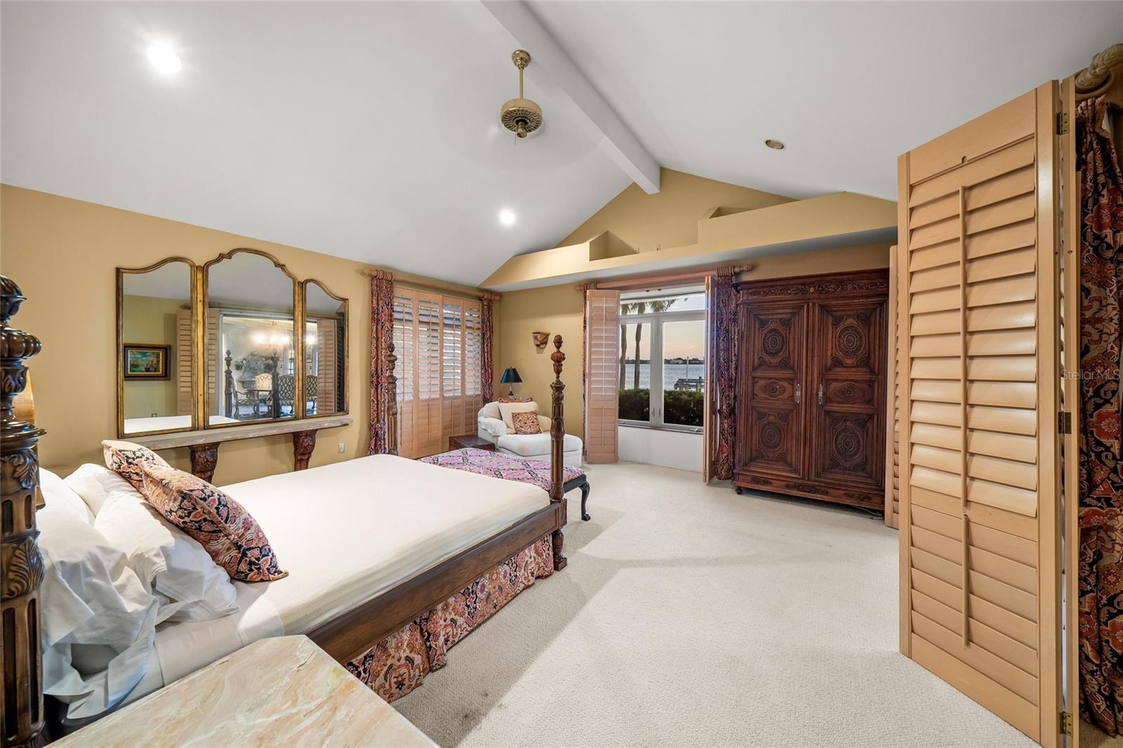 1136 N Lake Shore Dr, Sarasota, FL 34231 — photo 26 of 75