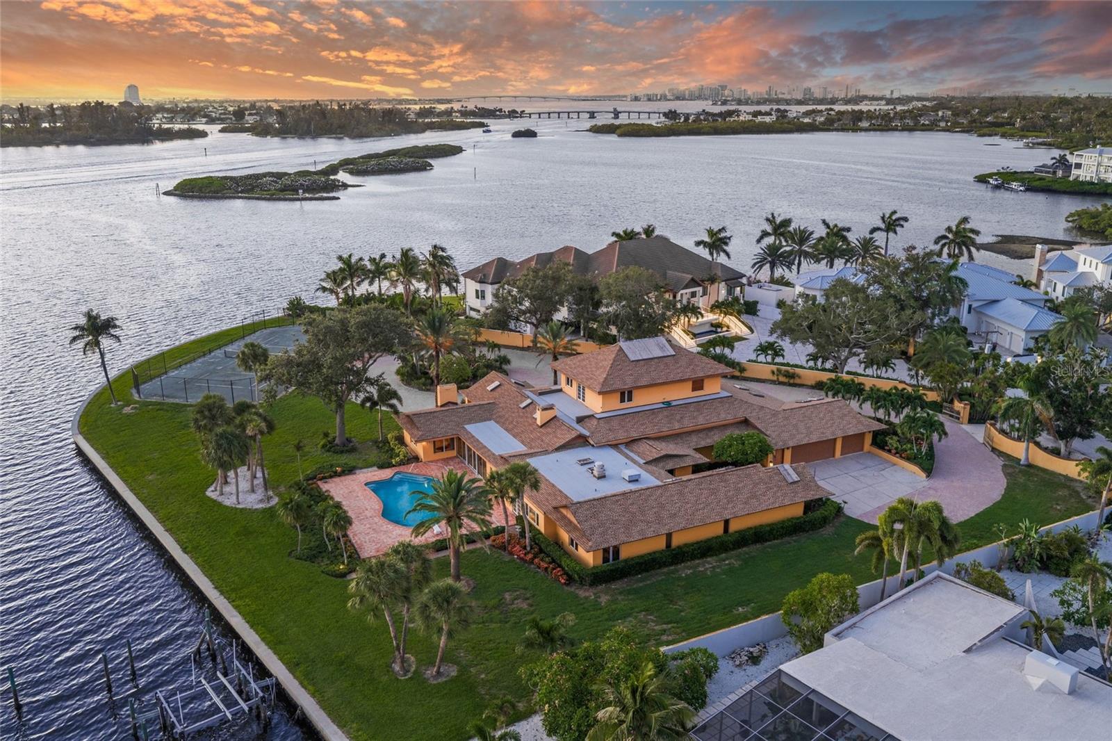 1136 N Lake Shore Dr, Sarasota, FL 34231 — photo 71 of 75