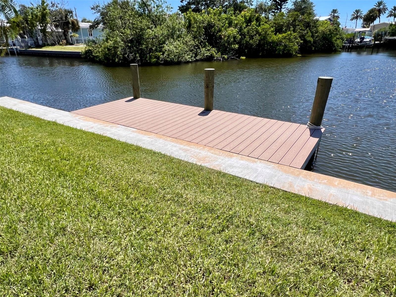 47-49 Hatchett Creek Rd, Venice, FL 34285 — photo 14 of 40