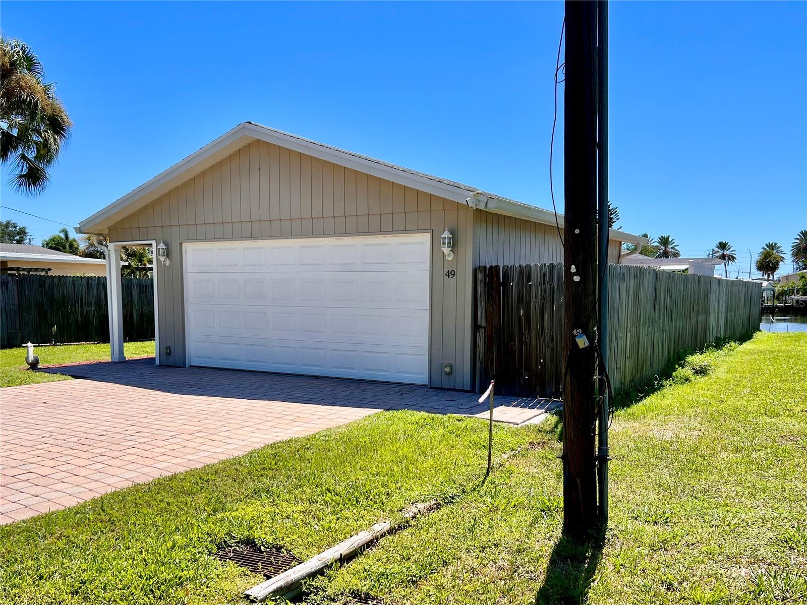 47-49 Hatchett Creek Rd, Venice, FL 34285 — photo 3 of 40