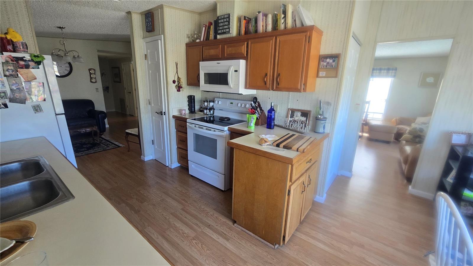 47-49 Hatchett Creek Rd, Venice, FL 34285 — photo 23 of 40