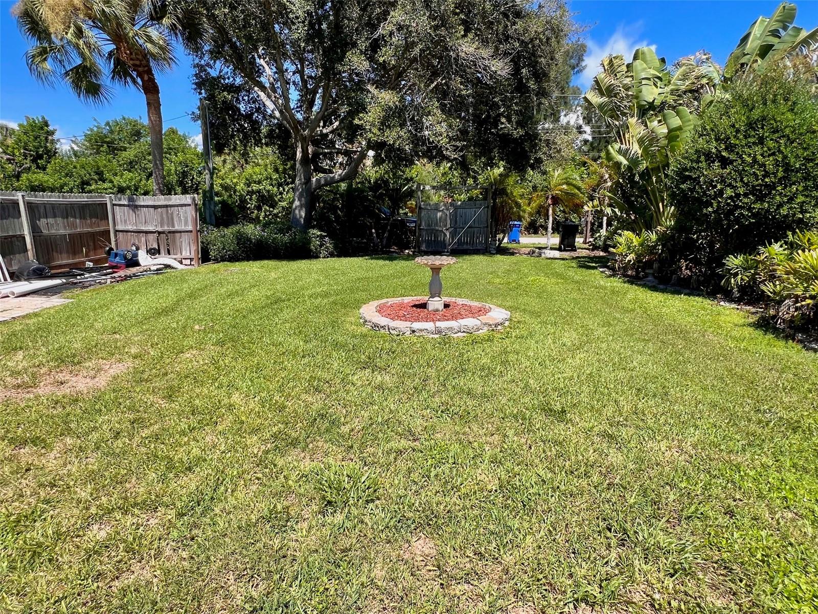 47-49 Hatchett Creek Rd, Venice, FL 34285 — photo 35 of 40