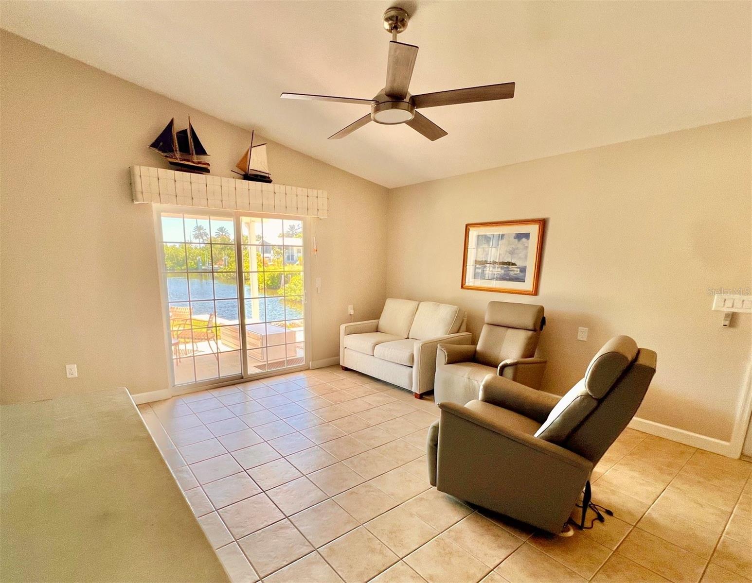47-49 Hatchett Creek Rd, Venice, FL 34285 — photo 5 of 40