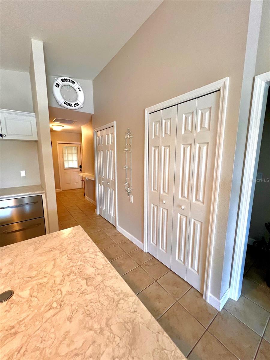 47-49 Hatchett Creek Rd, Venice, FL 34285 — photo 10 of 40