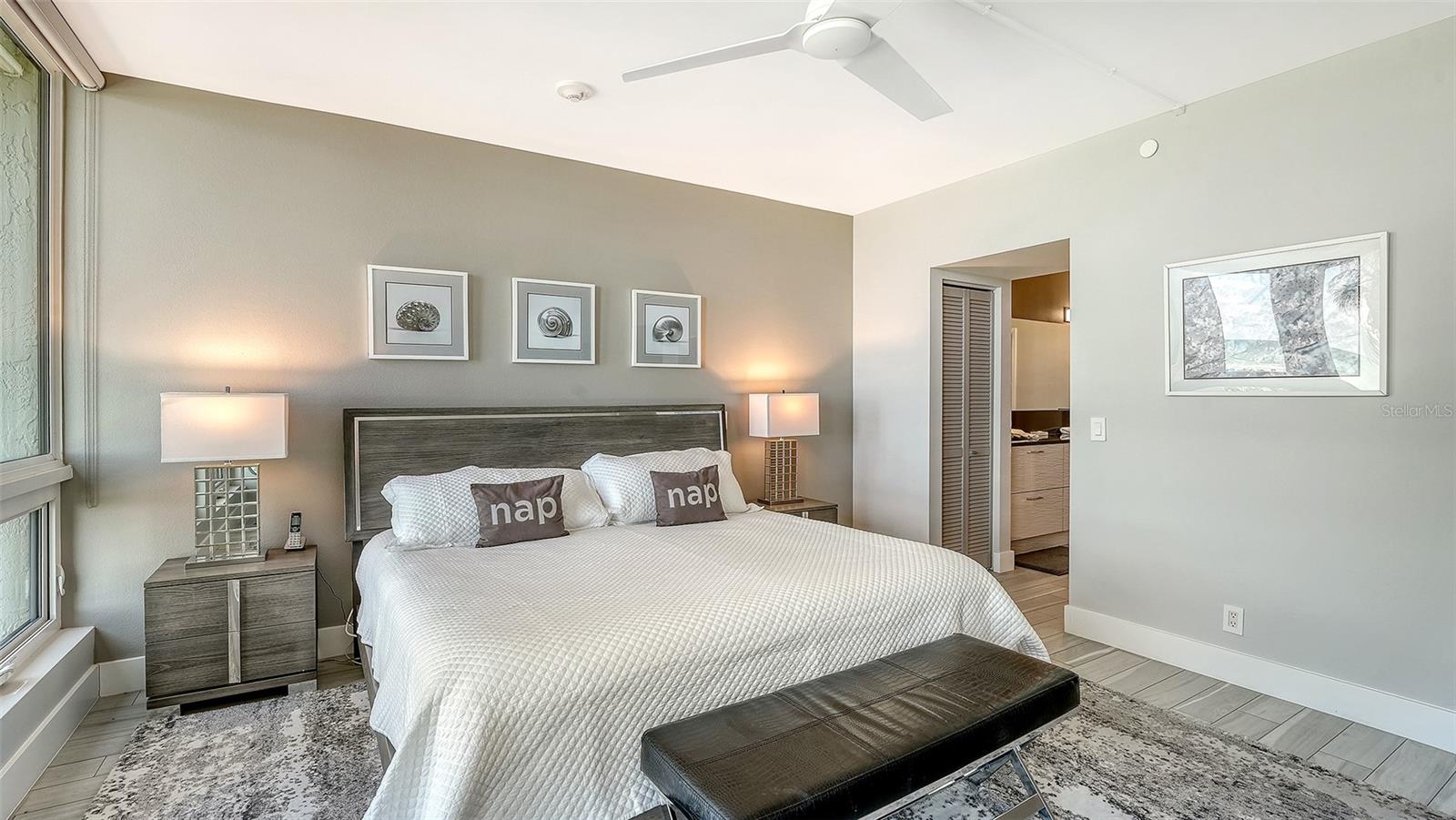 1055 Gulf of Mexico Dr #105, Longboat Key, FL 34228 — photo 27 of 78