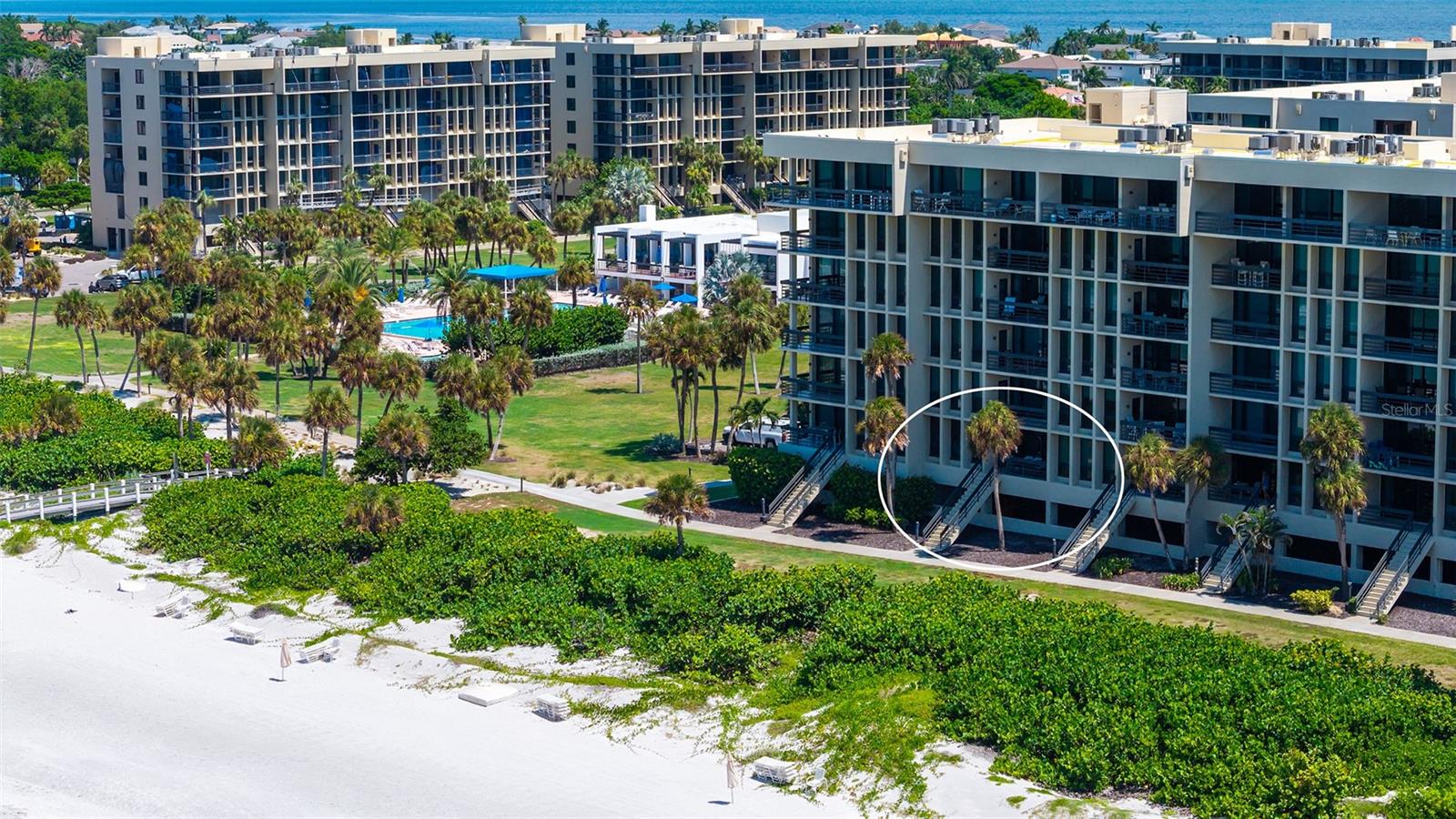 1055 Gulf of Mexico Dr #105, Longboat Key, FL 34228 — photo 37 of 78