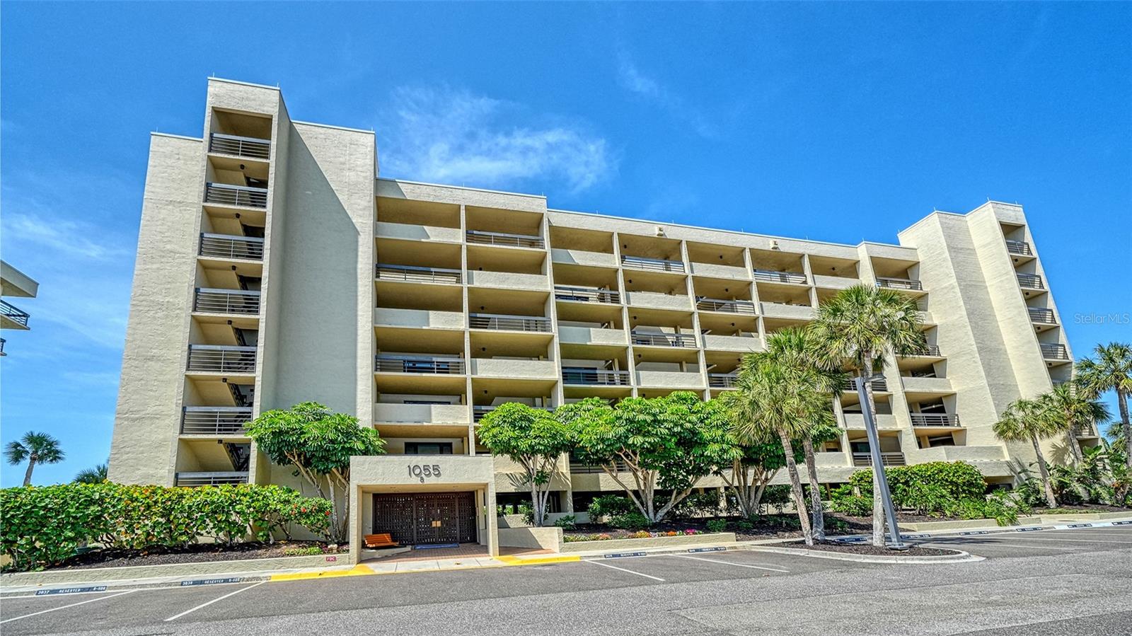 1055 Gulf of Mexico Dr #105, Longboat Key, FL 34228 — photo 73 of 78