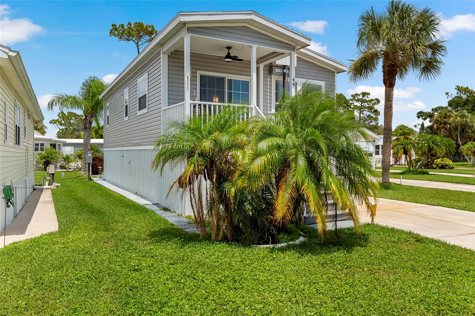 44 Crown Point Dr, Nokomis, FL 34275 — photo 6 of 52