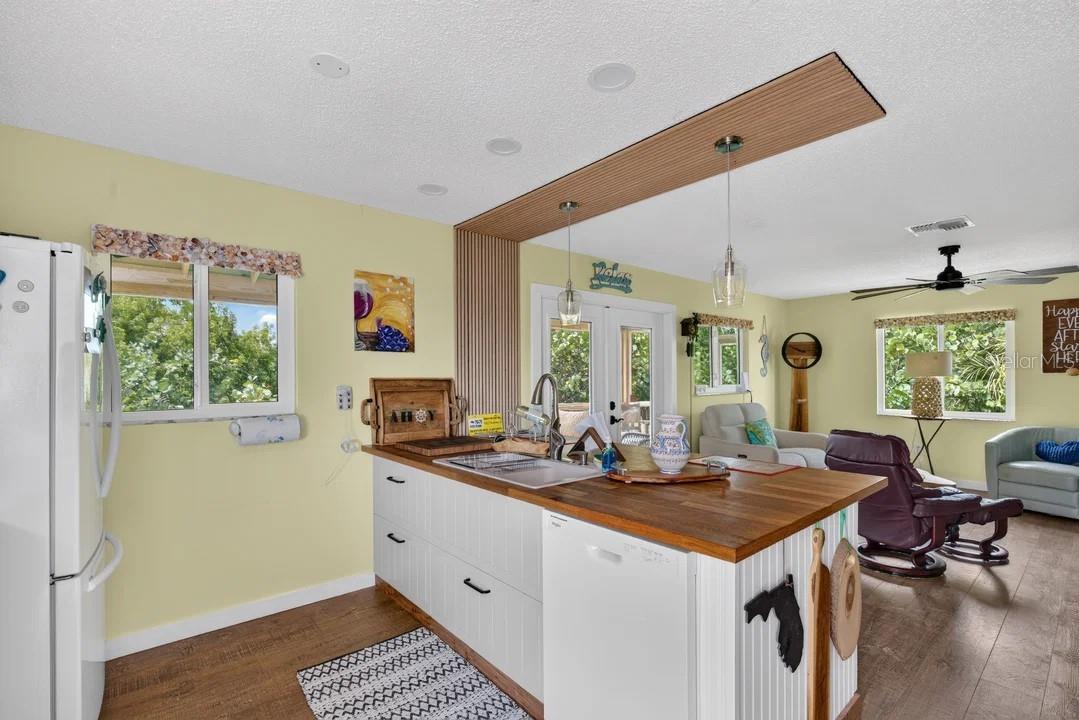 9602 Doubloon Trl, Placida, FL 33946 — photo 15 of 62