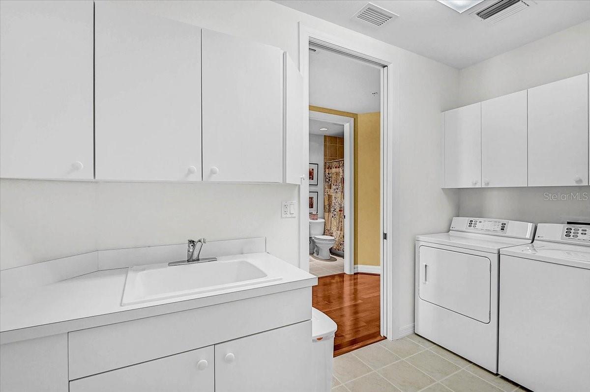 409 N Point Rd #803, Osprey, FL 34229 — photo 31 of 60
