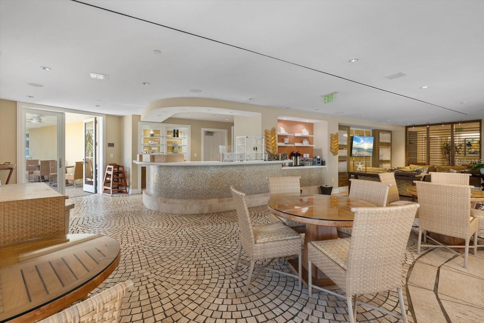 915 Seaside Dr #405, Weeks 22-23, Sarasota, FL 34242 — photo 48 of 71