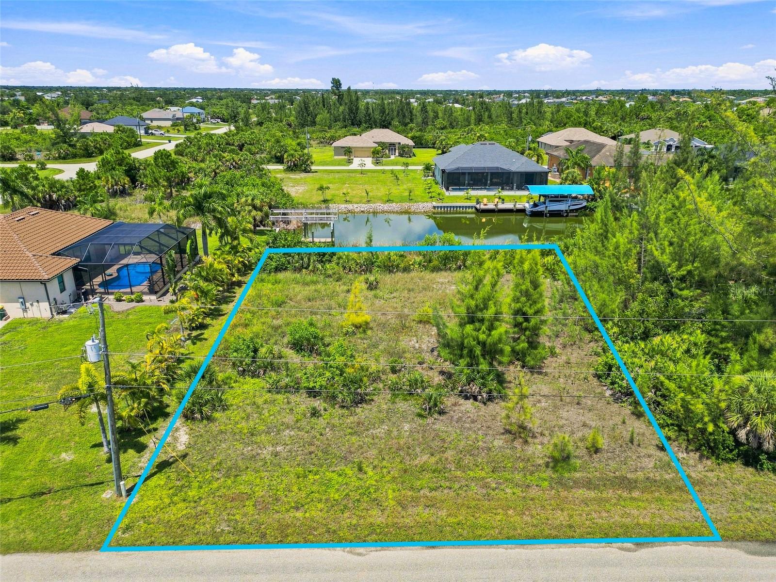 10462 Poughkeepsie Cir, Port Charlotte, FL 33981 — photo 1 of 1