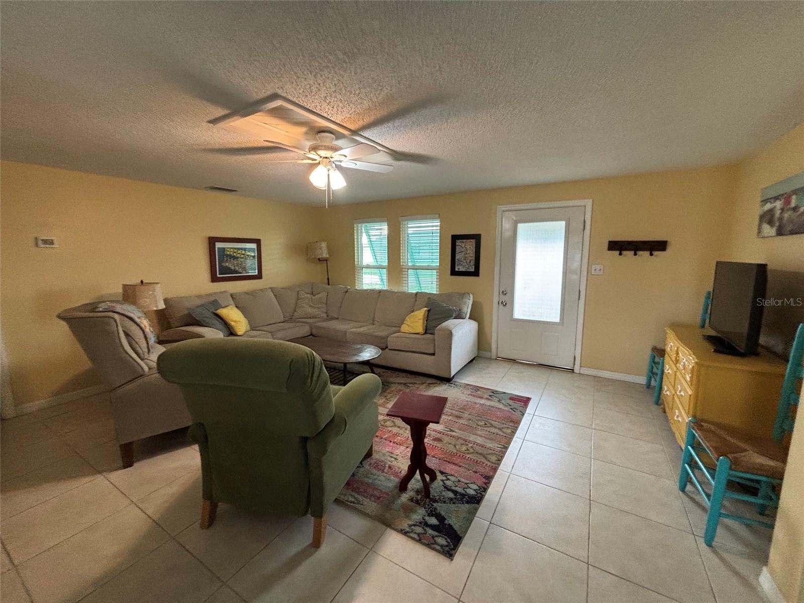 650 Hartford Dr NW, Port Charlotte, FL 33952 — photo 2 of 24