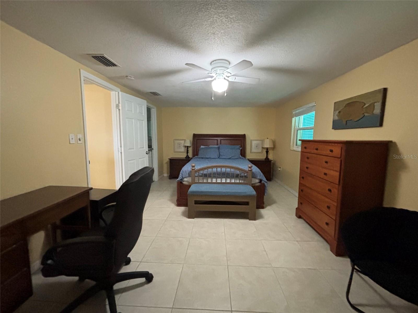 650 Hartford Dr NW, Port Charlotte, FL 33952 — photo 13 of 24