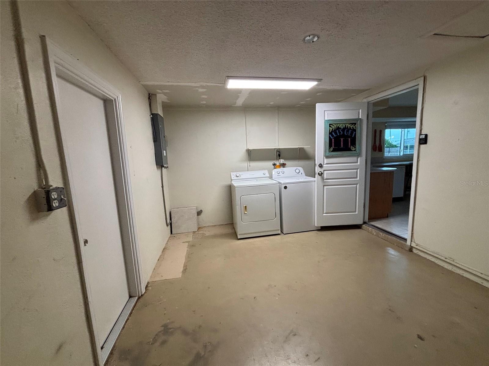 650 Hartford Dr NW, Port Charlotte, FL 33952 — photo 24 of 24