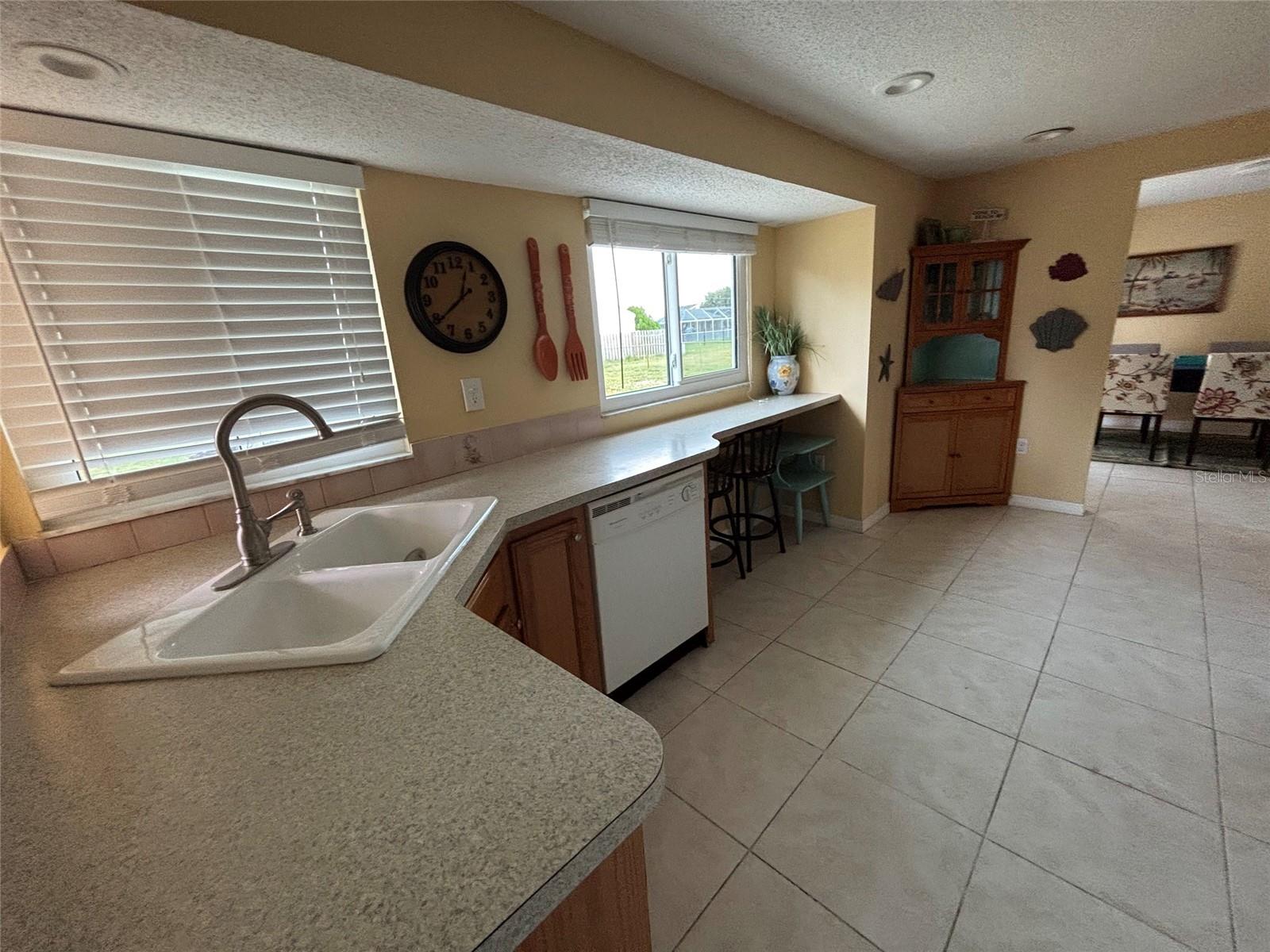 650 Hartford Dr NW, Port Charlotte, FL 33952 — photo 6 of 24