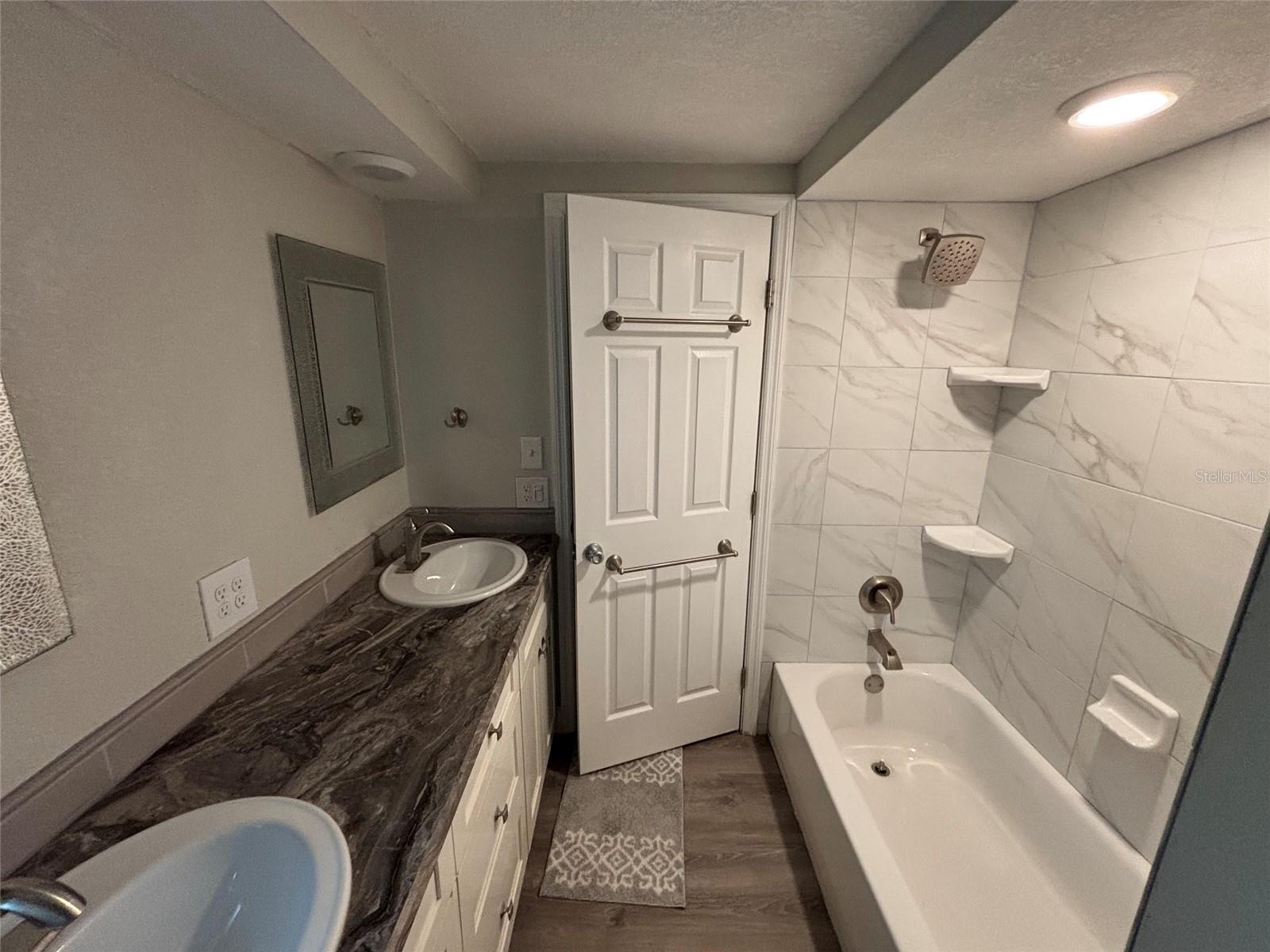650 Hartford Dr NW, Port Charlotte, FL 33952 — photo 10 of 24