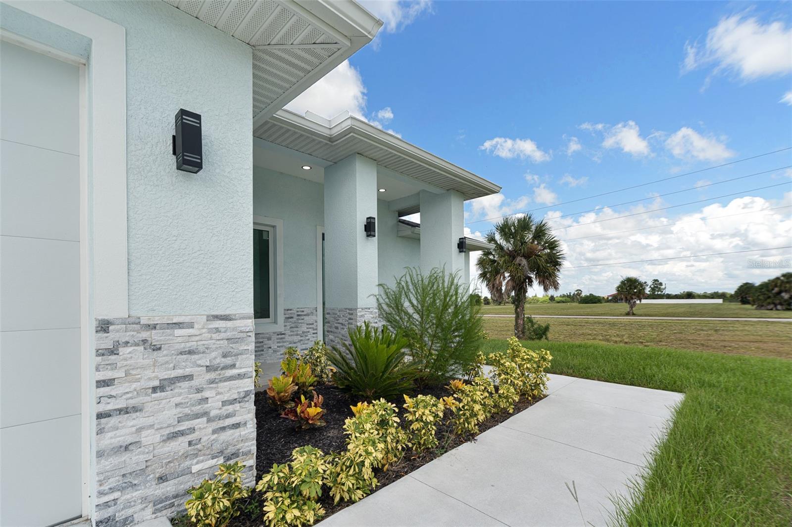 13 Teak Ln, Placida, FL 33946 — photo 3 of 63