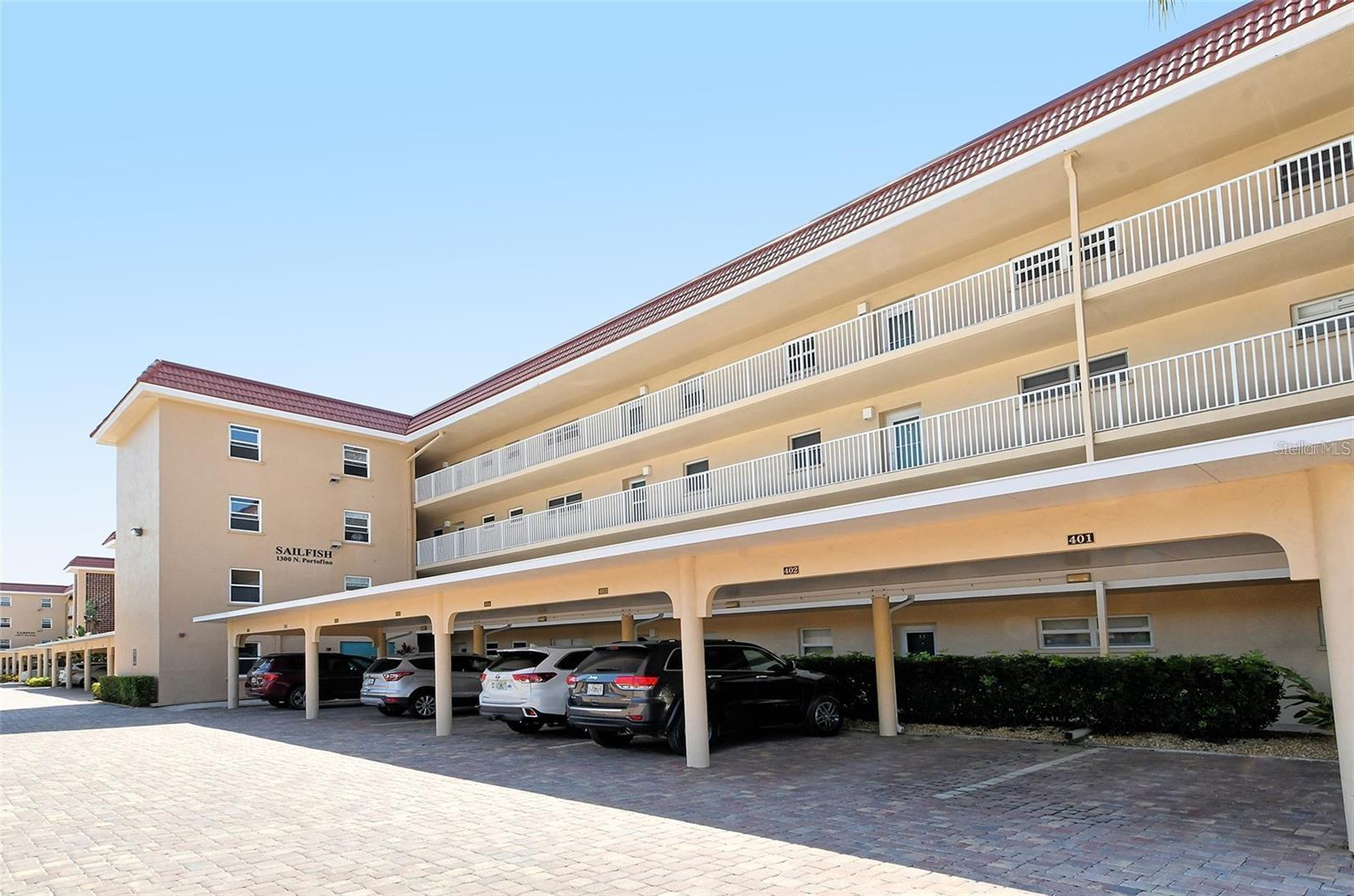 1300 N Portofino Dr #305, Sarasota, FL 34242 — photo 2 of 68