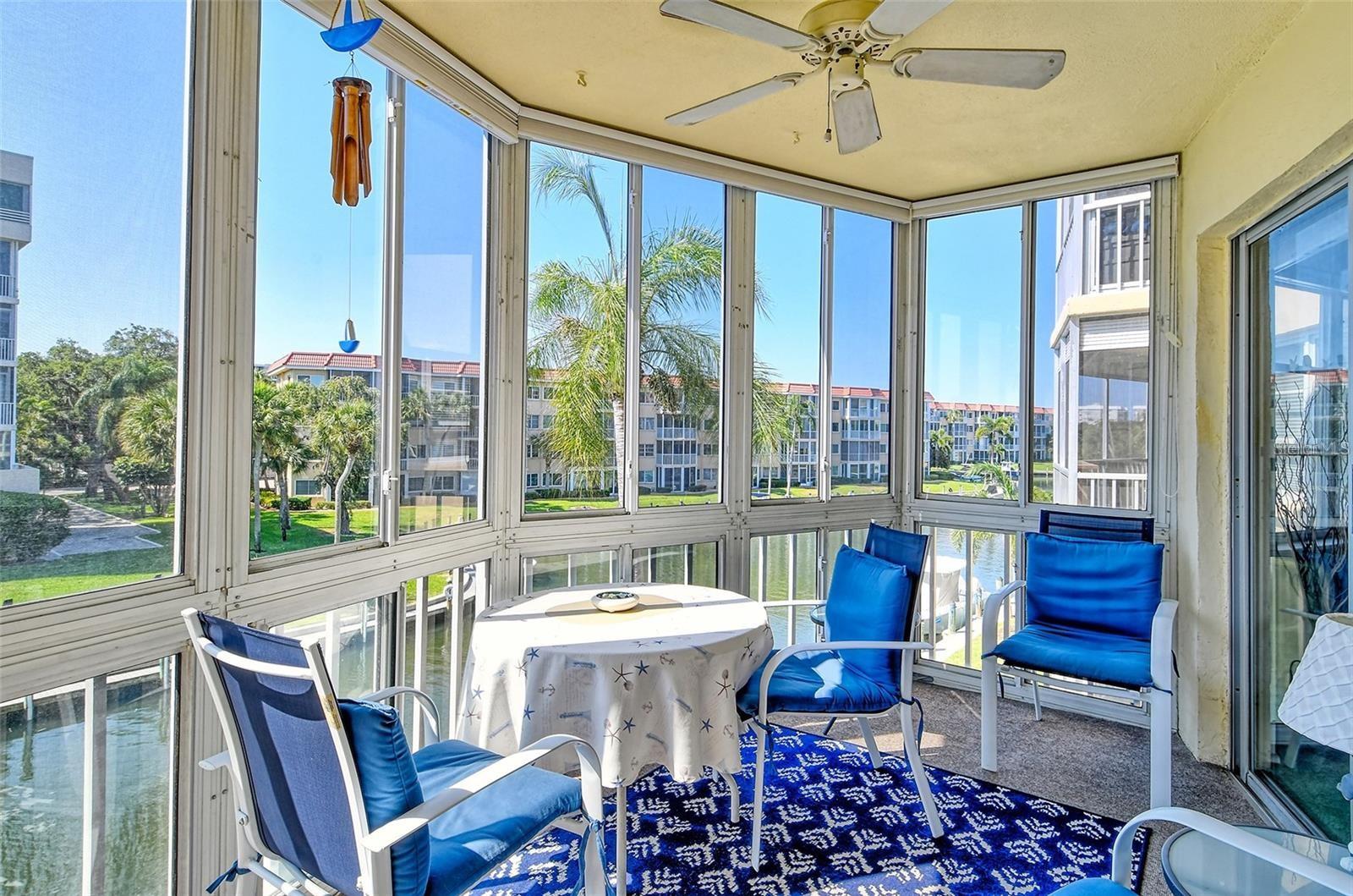 1300 N Portofino Dr #305, Sarasota, FL 34242 — photo 16 of 68