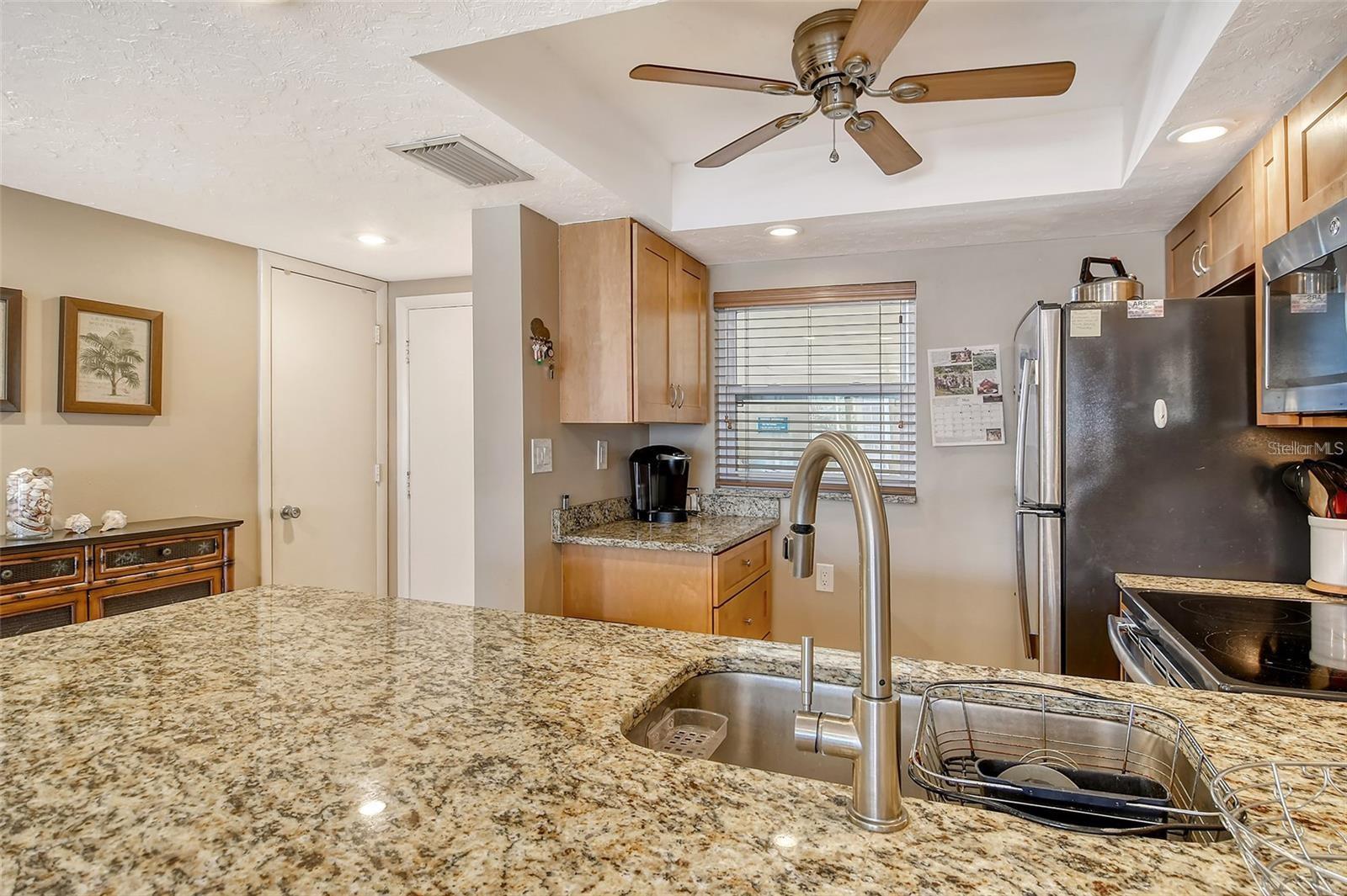 1300 N Portofino Dr #305, Sarasota, FL 34242 — photo 3 of 68