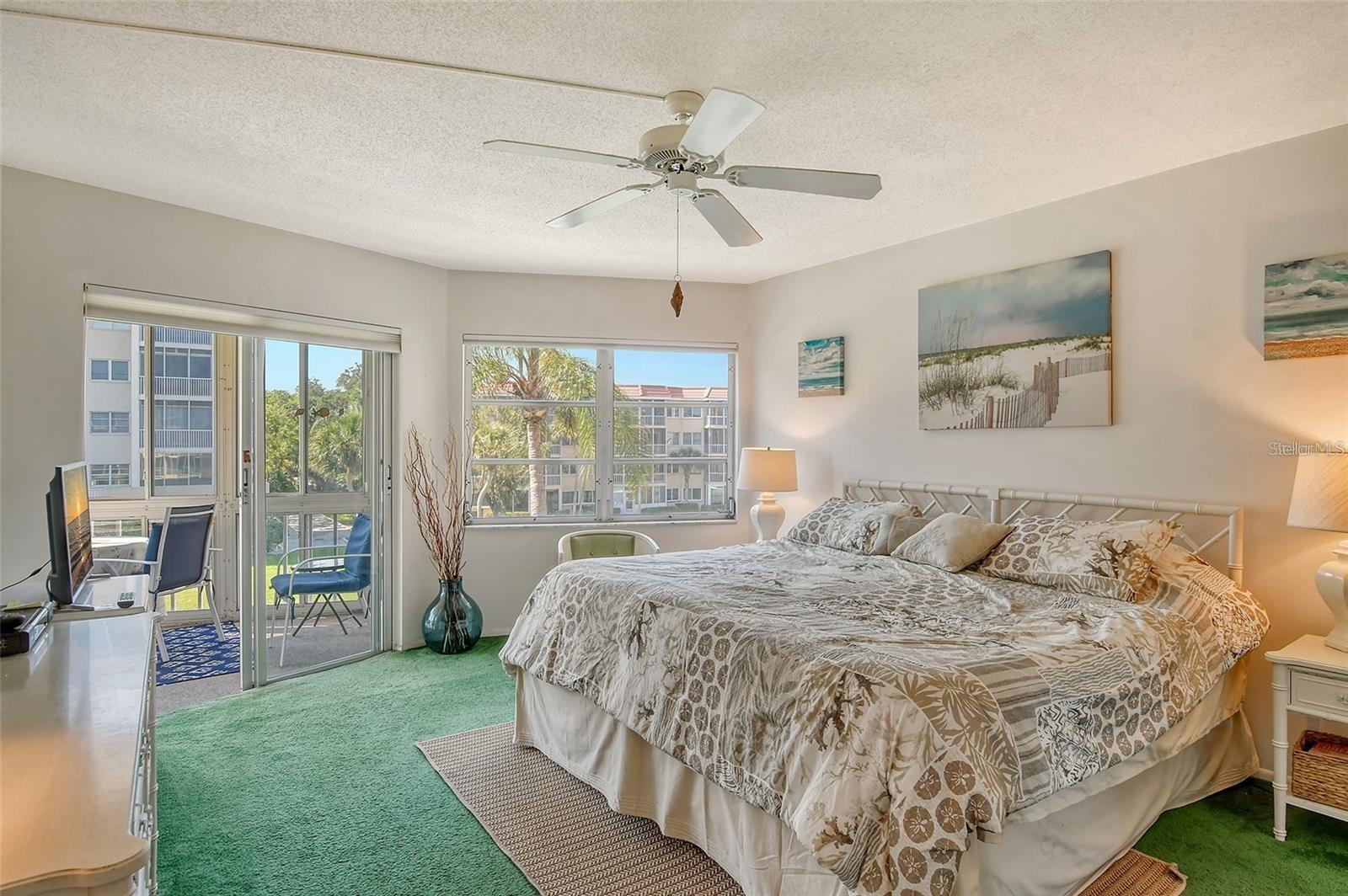 1300 N Portofino Dr #305, Sarasota, FL 34242 — photo 23 of 68