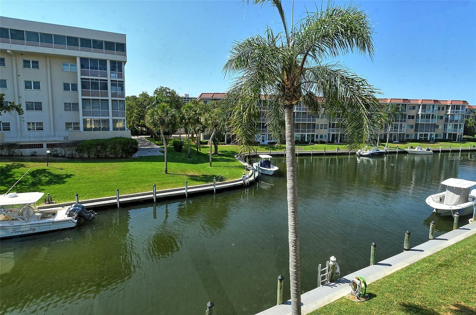 1300 N Portofino Dr #305, Sarasota, FL 34242 — photo 28 of 68