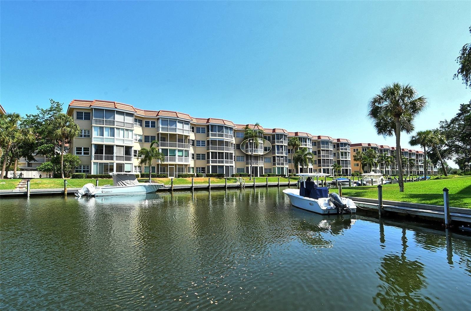 1300 N Portofino Dr #305, Sarasota, FL 34242 — photo 30 of 68