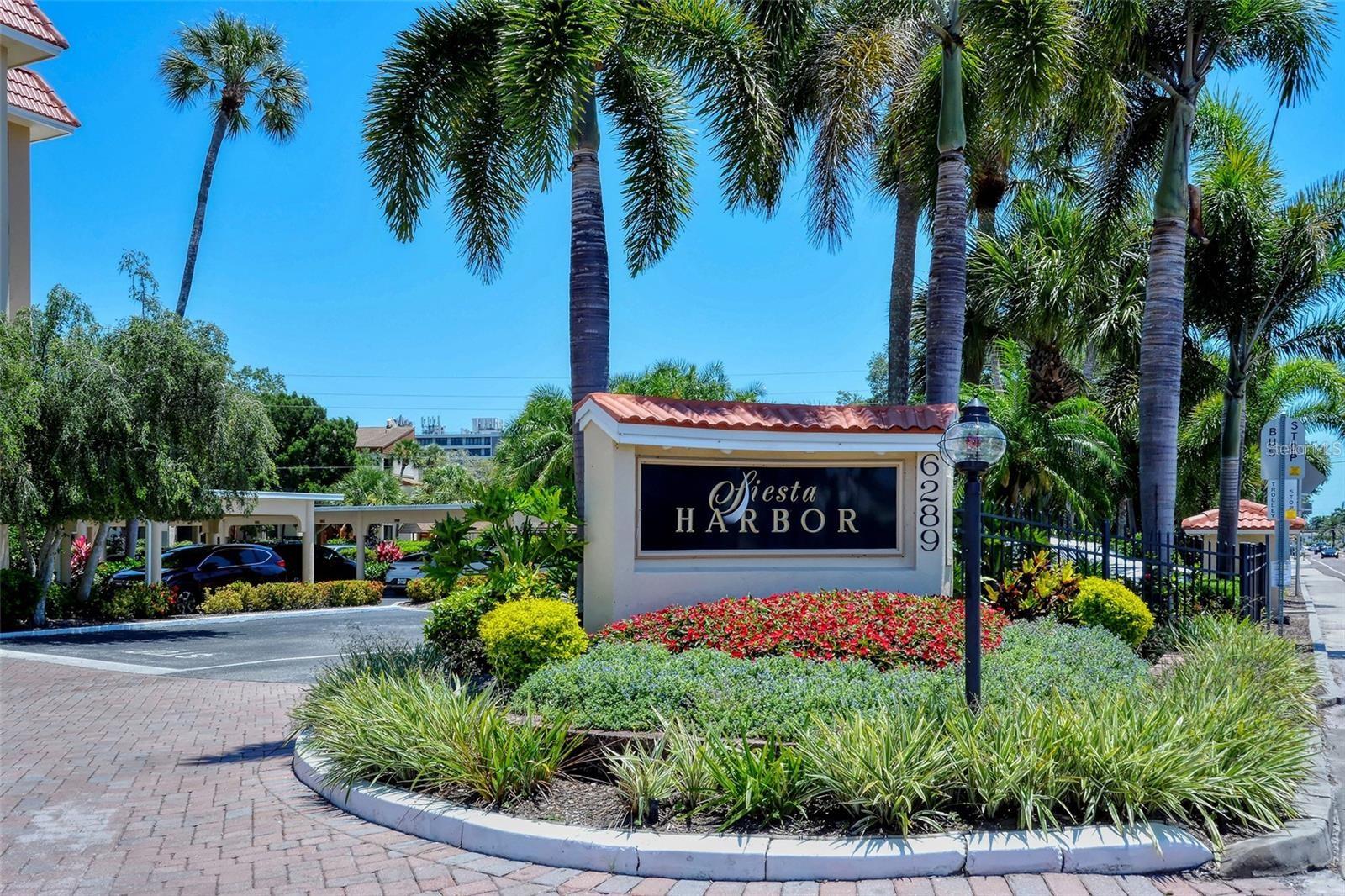1300 N Portofino Dr #305, Sarasota, FL 34242 — photo 31 of 68