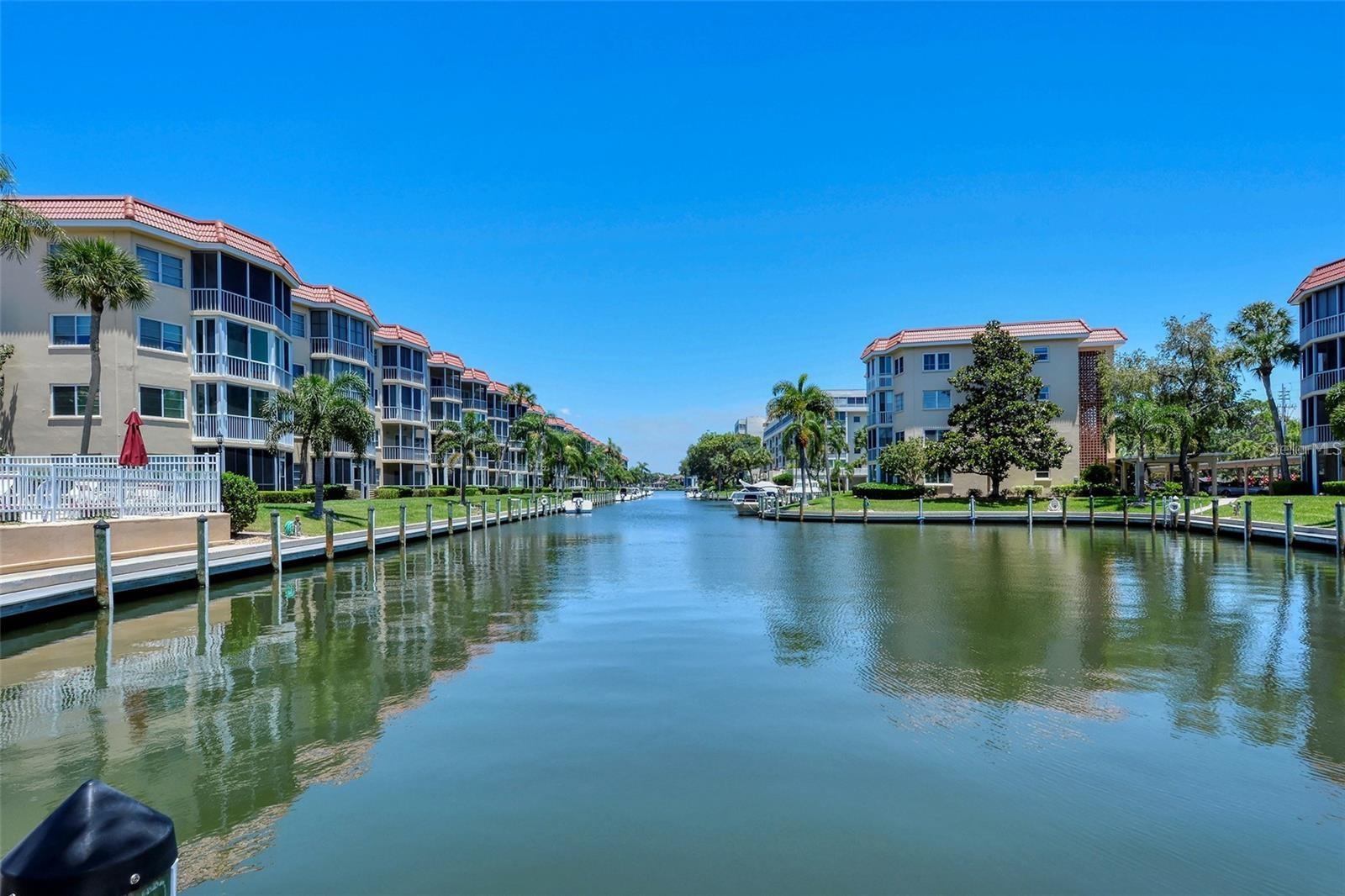 1300 N Portofino Dr #305, Sarasota, FL 34242 — photo 55 of 68