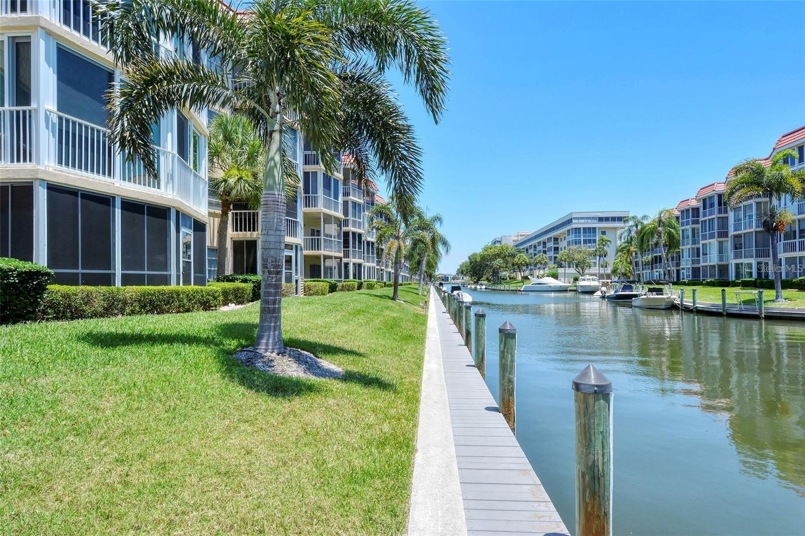 1300 N Portofino Dr #305, Sarasota, FL 34242 — photo 62 of 68