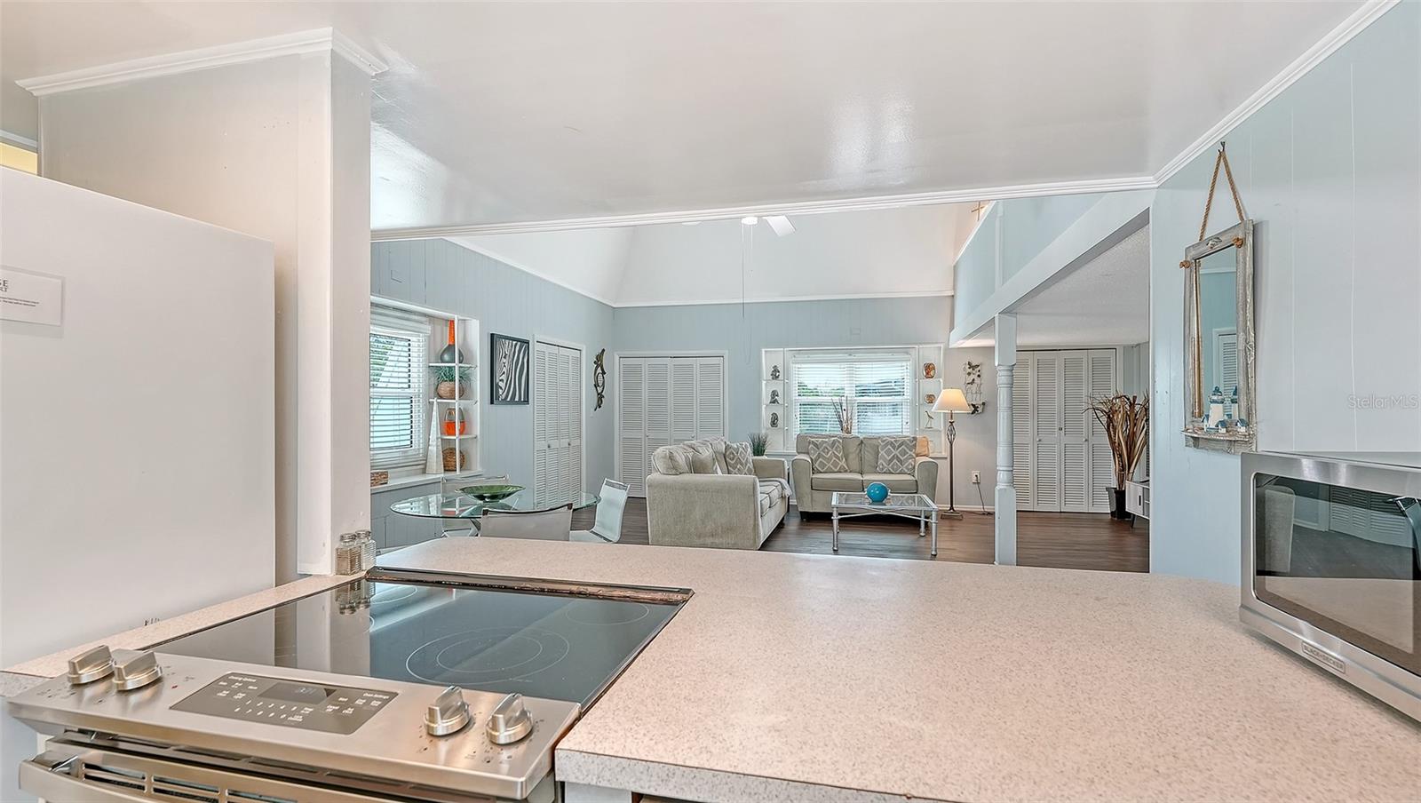 3453 Gulf of Mexico Dr #200, Longboat Key, FL 34228 — photo 11 of 30