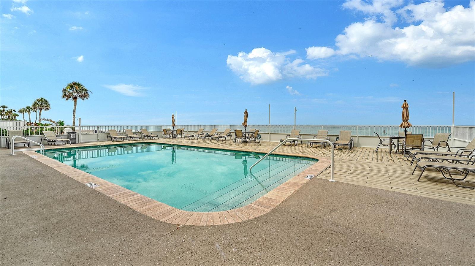3453 Gulf of Mexico Dr #200, Longboat Key, FL 34228 — photo 23 of 30