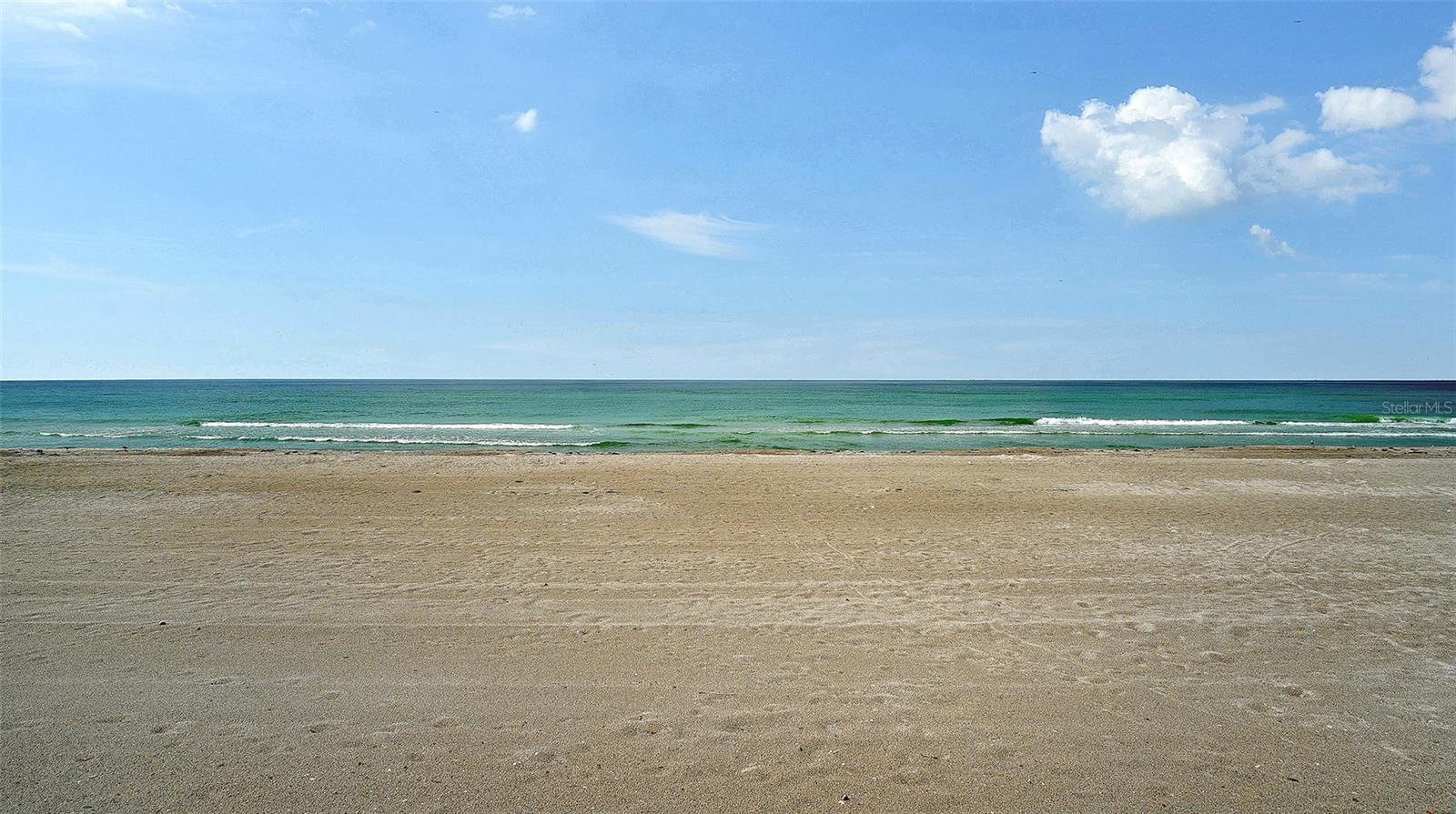 3453 Gulf of Mexico Dr #200, Longboat Key, FL 34228 — photo 27 of 30
