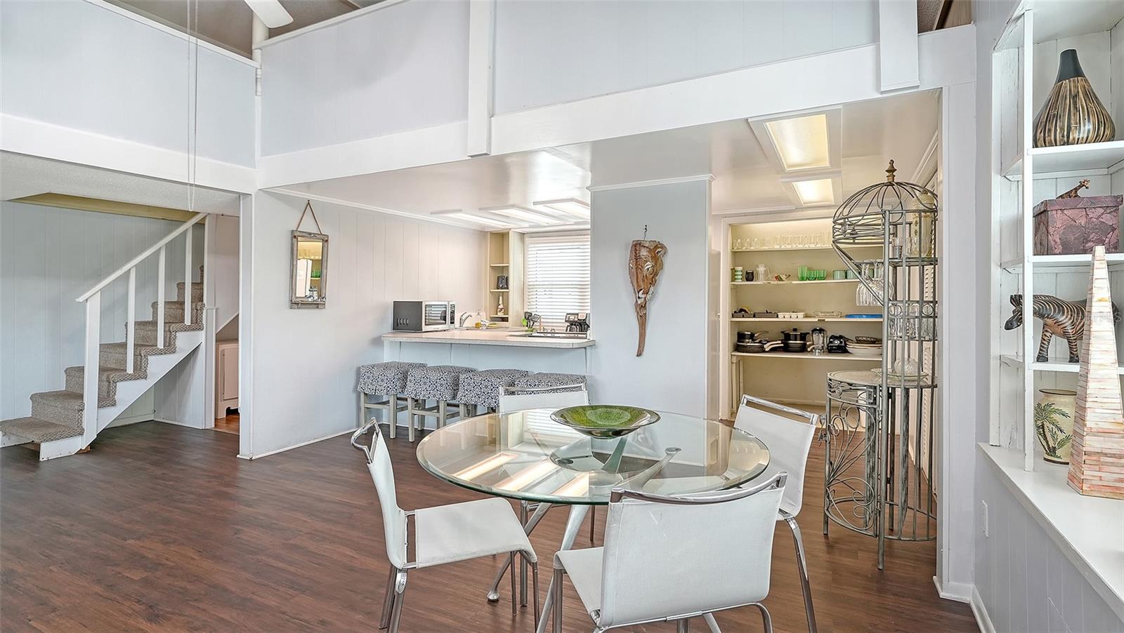 3453 Gulf of Mexico Dr #200, Longboat Key, FL 34228 — photo 7 of 30