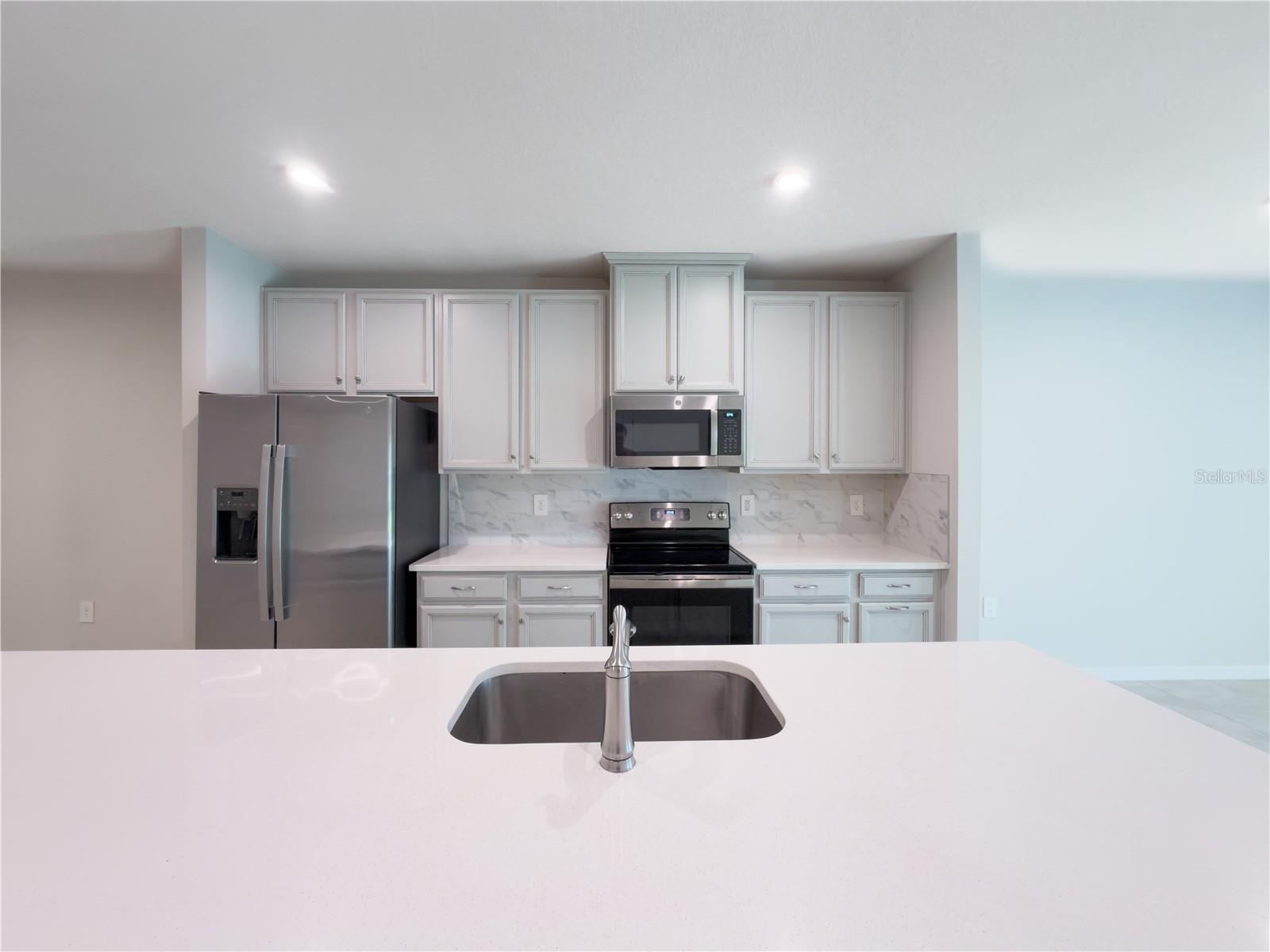 1820 W Palms Dr, Port Charlotte, FL 33953 — photo 17 of 60