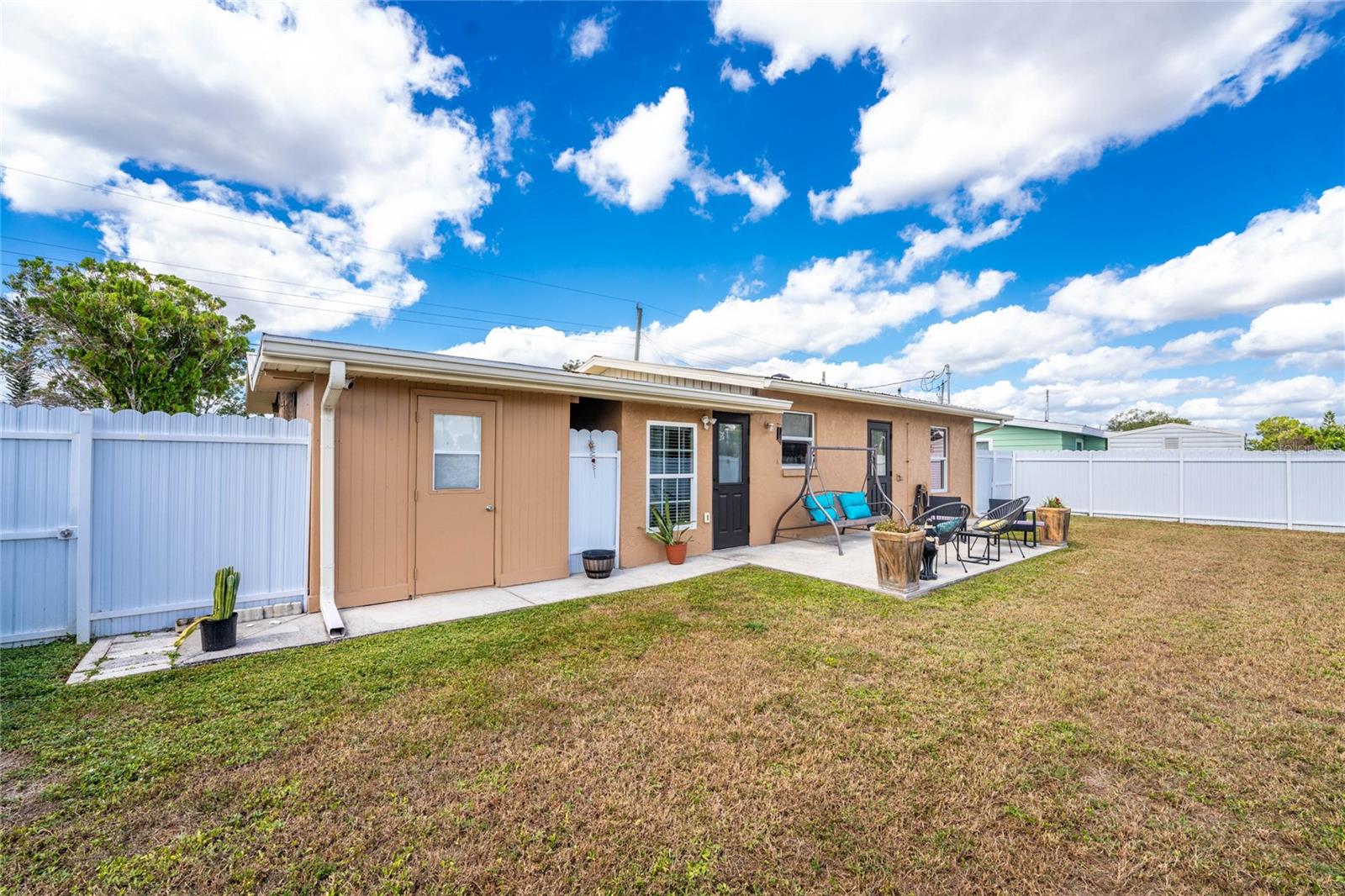 4568 Grobe St, North Port, FL 34287 — photo 30 of 40