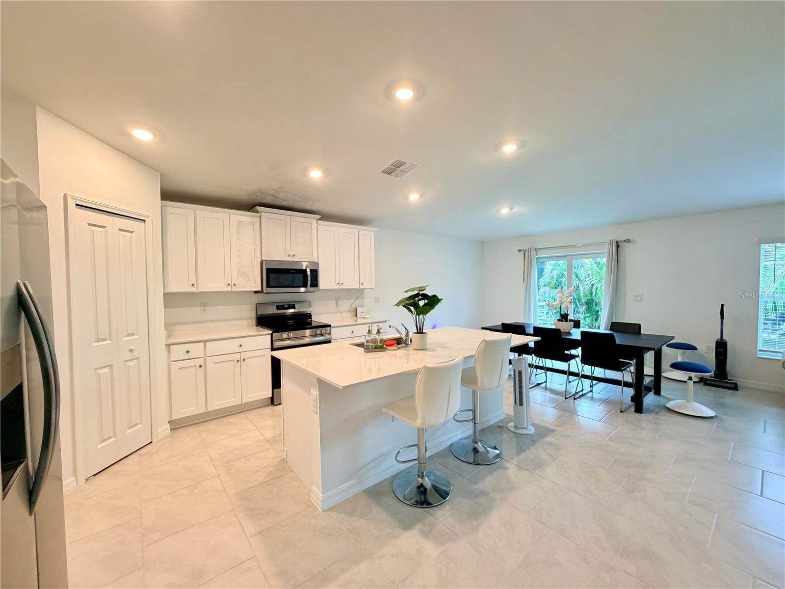 1026 Dewhurst St, Port Charlotte, FL 33952 — photo 3 of 17