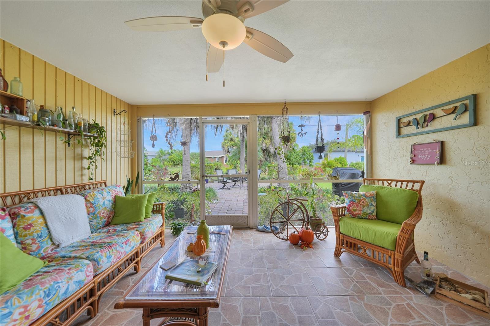 Sun Room/ Back Lanai