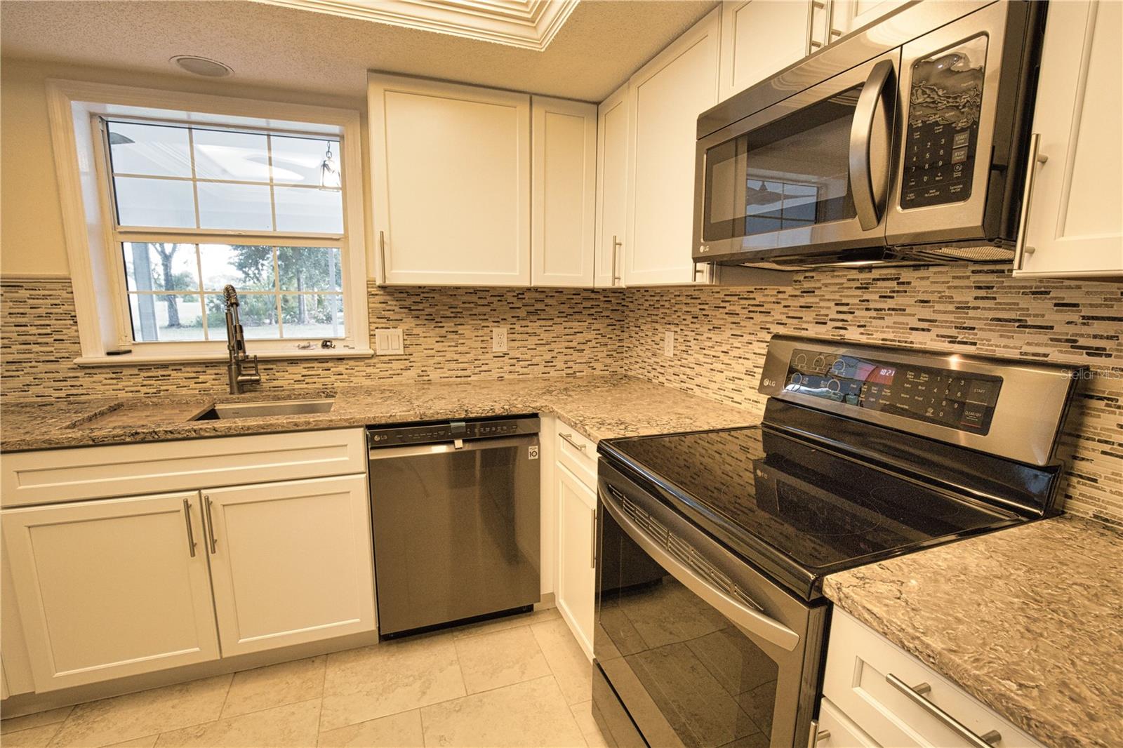 916 Bayshore Dr, Englewood, FL 34223 — photo 37 of 96