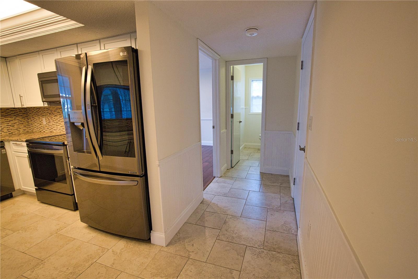 916 Bayshore Dr, Englewood, FL 34223 — photo 41 of 96
