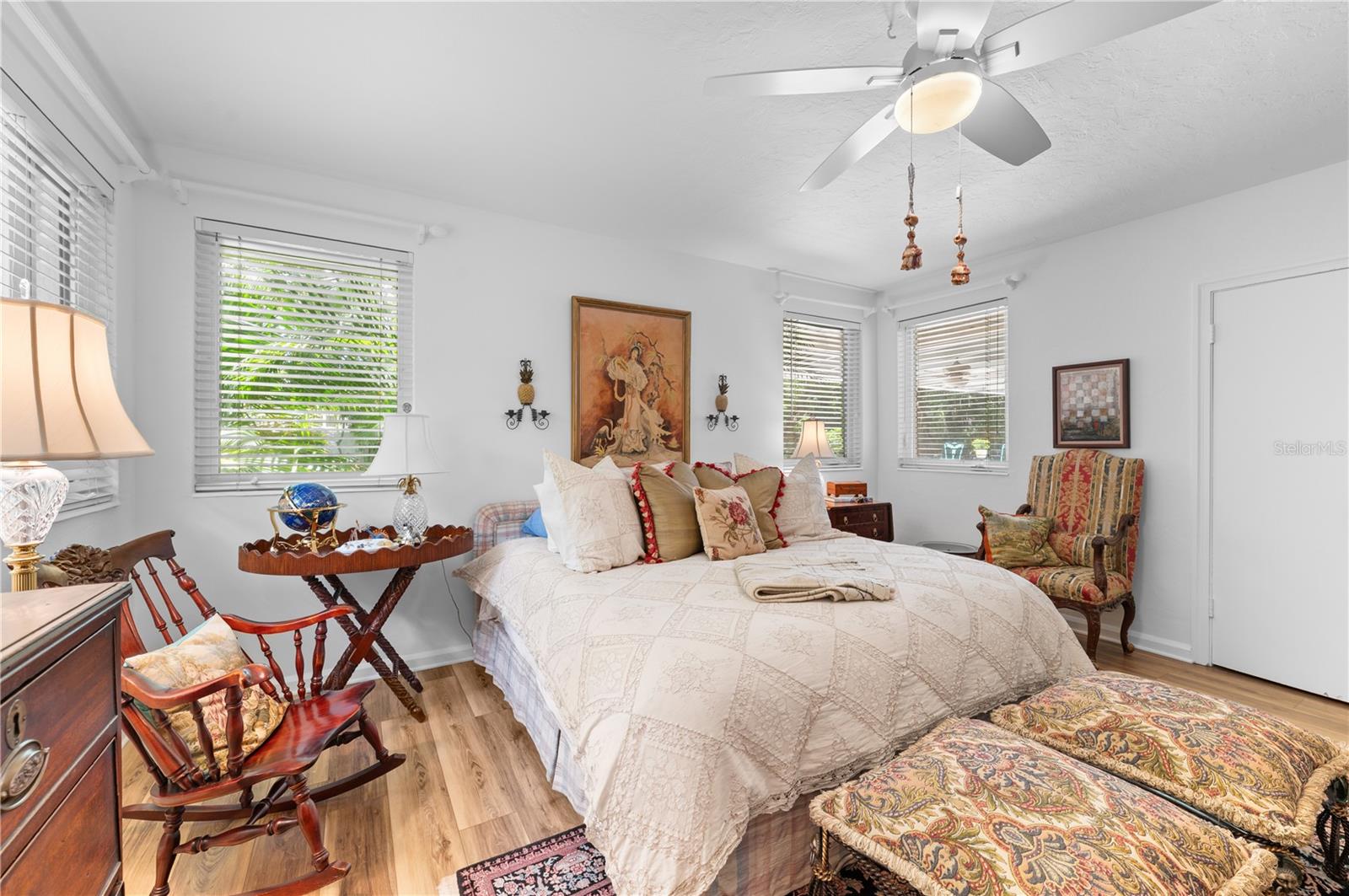 1722 North Dr, Sarasota, FL 34239 — photo 19 of 40