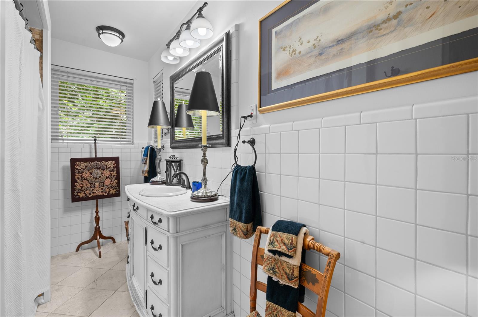 1722 North Dr, Sarasota, FL 34239 — photo 21 of 40